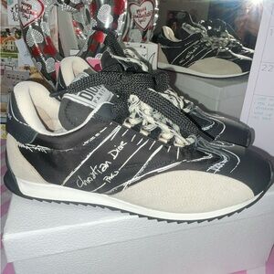Dior sneakers